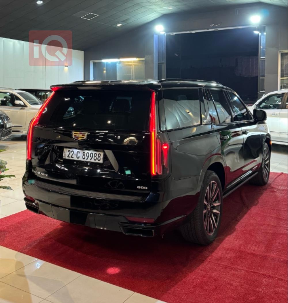 كاديلاك اسكاليد